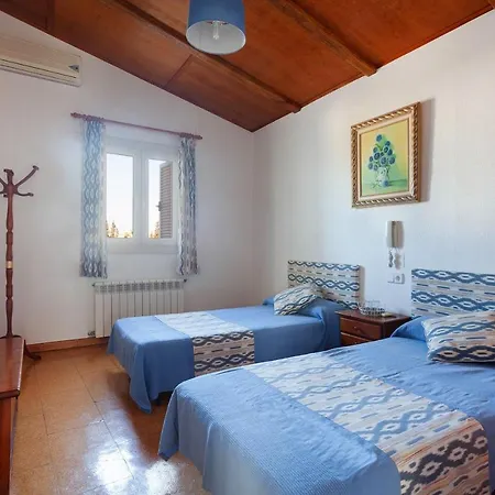 Lirica Villa
