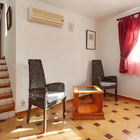 Lirica Villa *